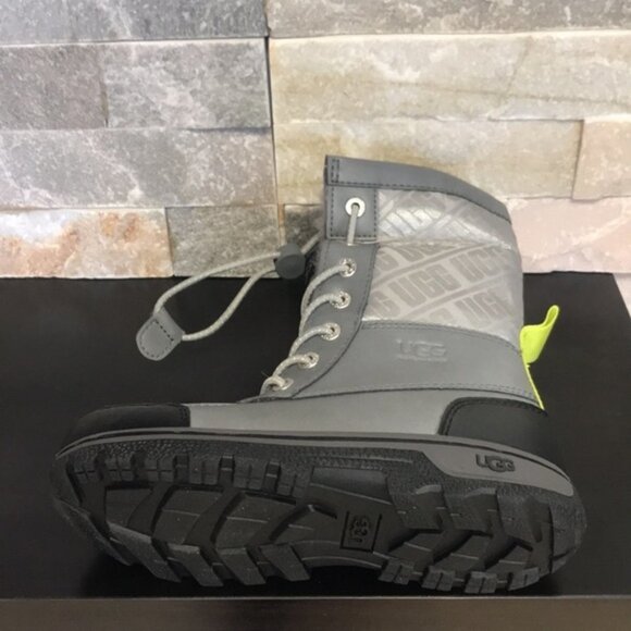 UGG Kids Butte II Cwr Snow Boot - Picture 3 of 10